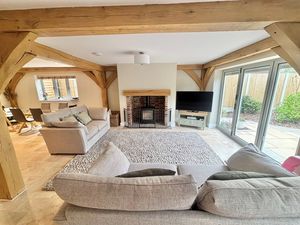 Photo 45- click for photo gallery